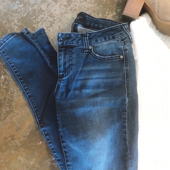 Vici jeans - Picture 2 of 3